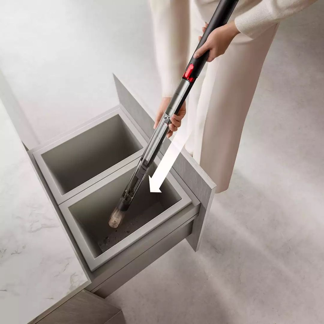 dyson-pencilVac-with-the-first-four-conical-brush-bar-cleaner-buy